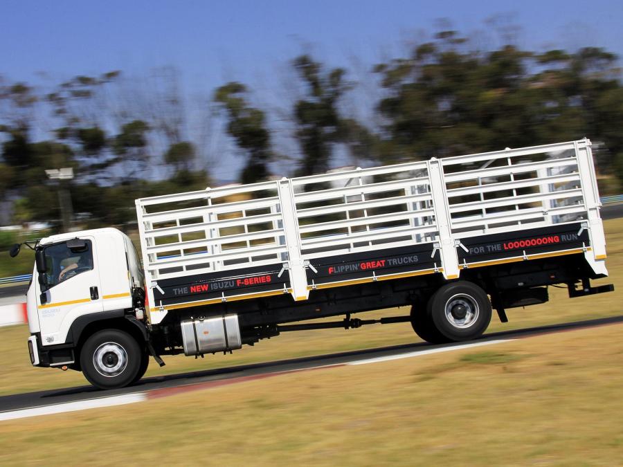  Isuzu FVR900 2008 года  (фото 6 из 8)
